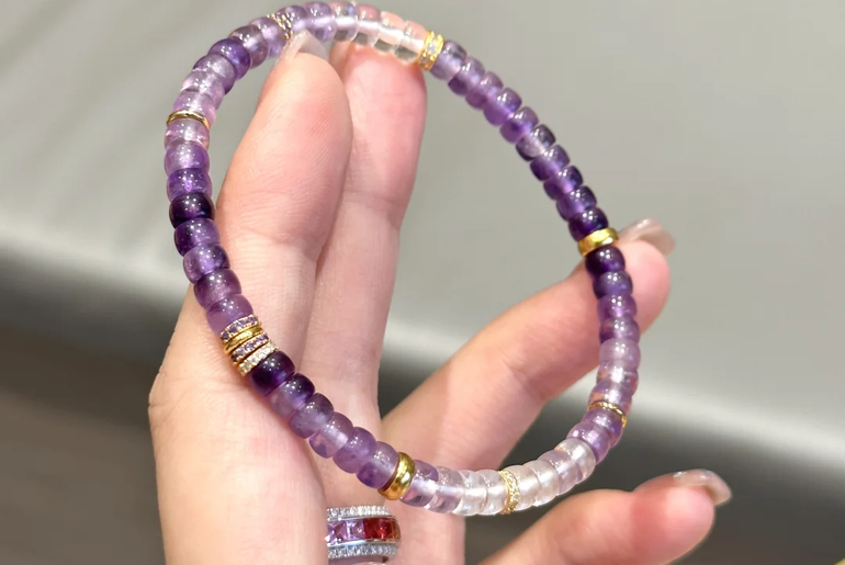 Handmade Gradient Amethyst Bracelet